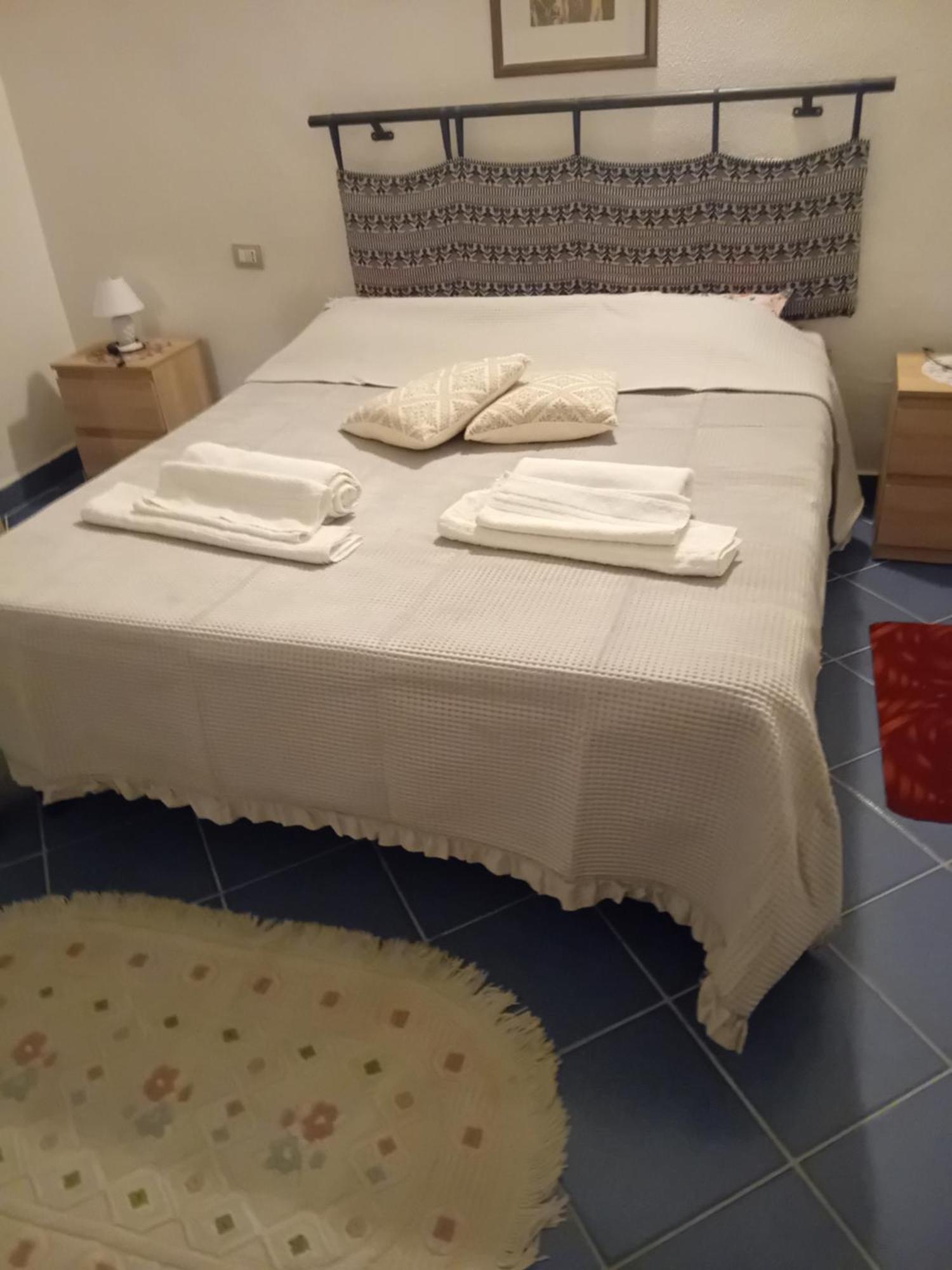 Affittacamere Da Liliana San Teodoro  Esterno foto